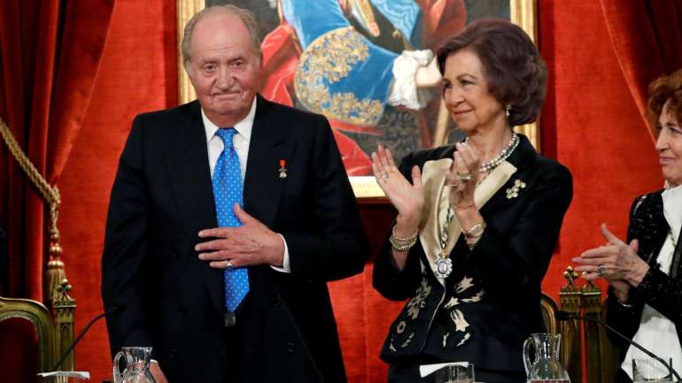 O MP já conseguiu identificar dois indivíduos alegadamente afetos a este esquema: um cidadão mexicano e um dirigente da Força Aérea Espanhola