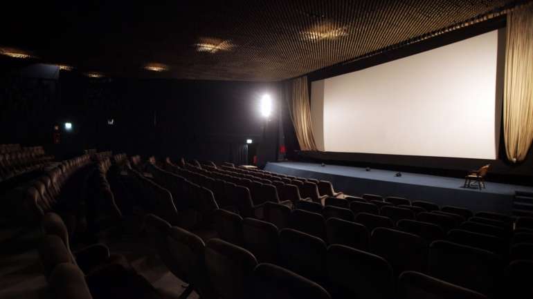 o ICA indica que 2026 começou com um total de 450 salas de cinema, o que significa menos 112 ecrãs do que em 2025
