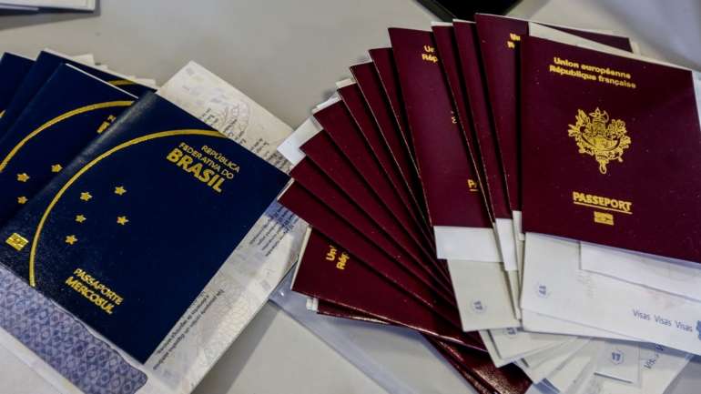 Os arguidos conseguiram "obter a regularização ilegítima de milhares de cidadãos estrangeiros