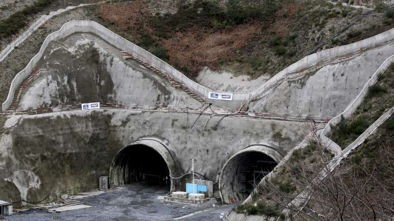 Obra, inserida na autoestrada que vai ligar Vila Real a Amarante, foi adjudicada por 29,5 milhões de euros