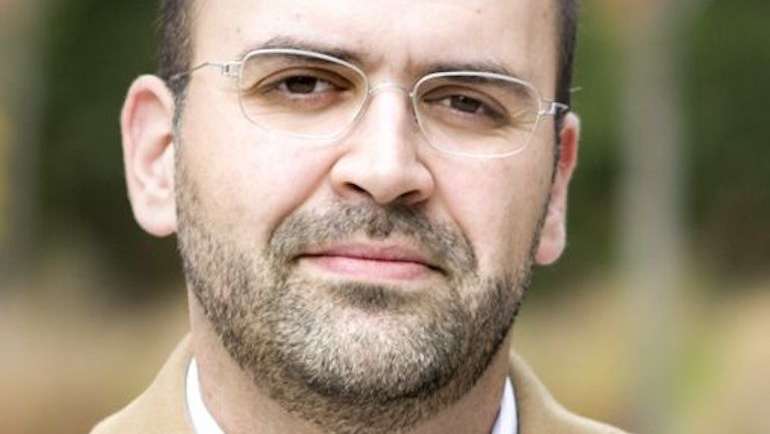 O professor e investigador tinha 50 anos. Não foram divulgadas as causas da morte