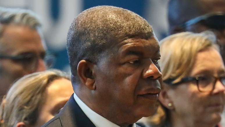 The president of the European Council, Antonio Costa (R), and Angola President, Joao Lourenco (C), during the 7th European Union-African Union Summit that took place in Luanda, Angola, 25th November 2025. President of the European Council Antonio Costa and Ursula von der Leyen, president of the European Comission, are present in the 7th European Union-African Union Summit marking 25 years of EU-AU partnership, and under the theme ‘Promoting peace and prosperity through effective multilateralism’, the summit comes at a time when Angola assumes the rotating presidency of the African Union. AMPE ROGERIO/LUSA