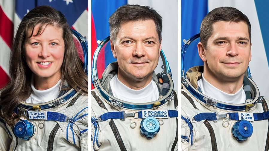 Da esquerda para a direita: Tracy Dyson; Oleg Kononenko e Nikolai Chub