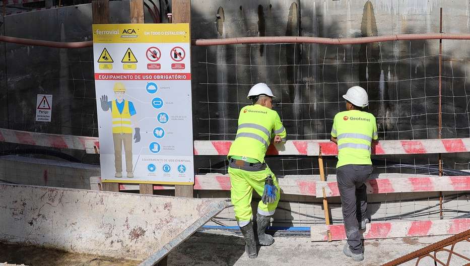 Obras da Linha Rosa do Metro do Porto, no Jardim do Carregal, 05 de maio 2023. ESTELA SILVA/LUSA