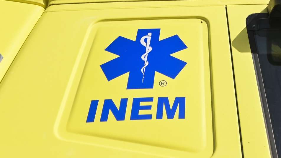 O PT EMT do INEM é certificado pela OMS desde março de 2019. Esta certificação garante padrões de qualidade e estandardização internacionais que permitem ao INEM e aos seus profissionais atuar em missões internacionais de auxílio em cenários de catástrofes e acidentes graves, sob a égide da OMS e das Nações Unidas (ONU), bem como facilita a integração desta estrutura do INEM no Mecanismo Europeu de Proteção Civil, Mafra, 17 de dezembro de 2024. CARLOS BARROSO/LUSA