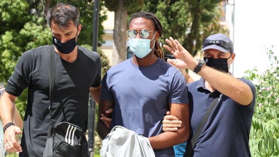 Detenção de Rúben Semedo foi apanhada esta manhã pela imprensa helénica. Advogado nega qualquer acusação
