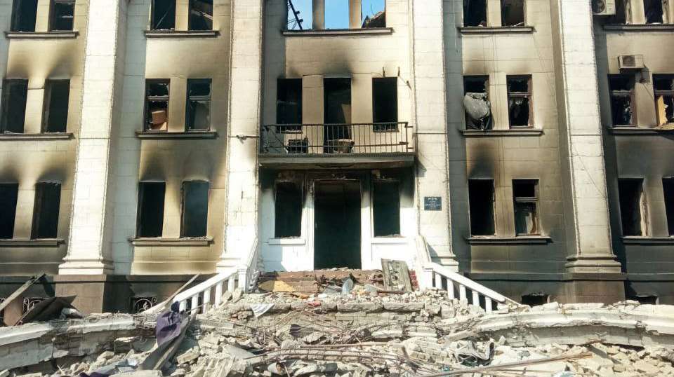 Theatre hall was bombed in Mariupol