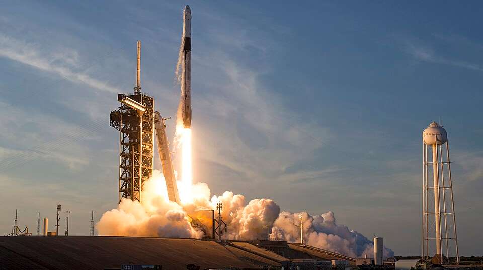 Quatro satélites - Camões, Agustina, Pessoa e Saramago, - que serão enviados para órbita num foguetão da Spacex