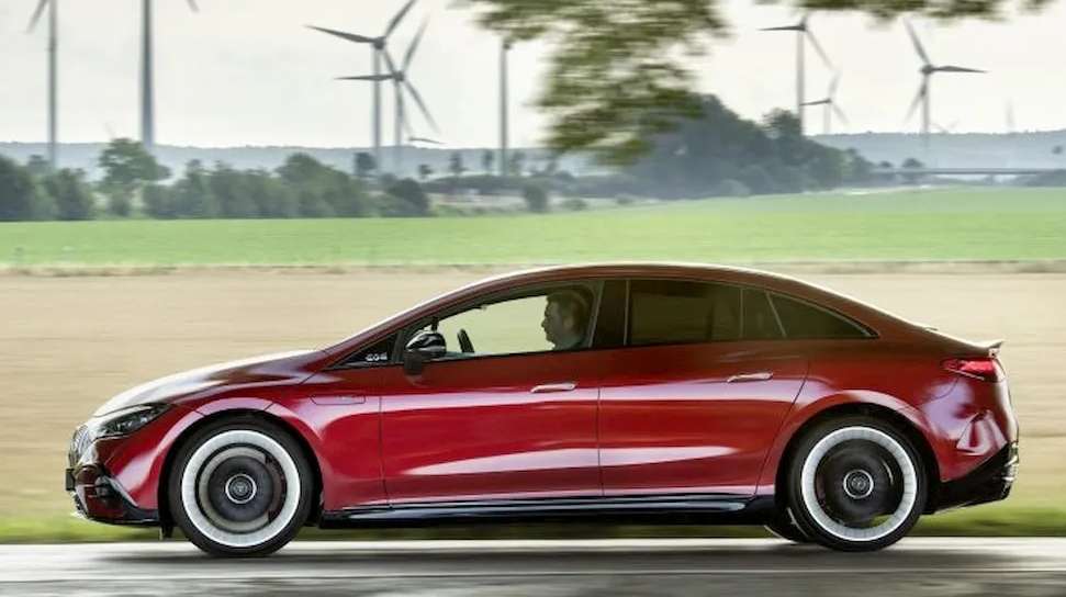 A Mercedes possui alguns dos eléctricos mais avançados do mercado, por isso mesmo está a descontinuar alguns dos veículos a bateria mais antigos e menos eficientes