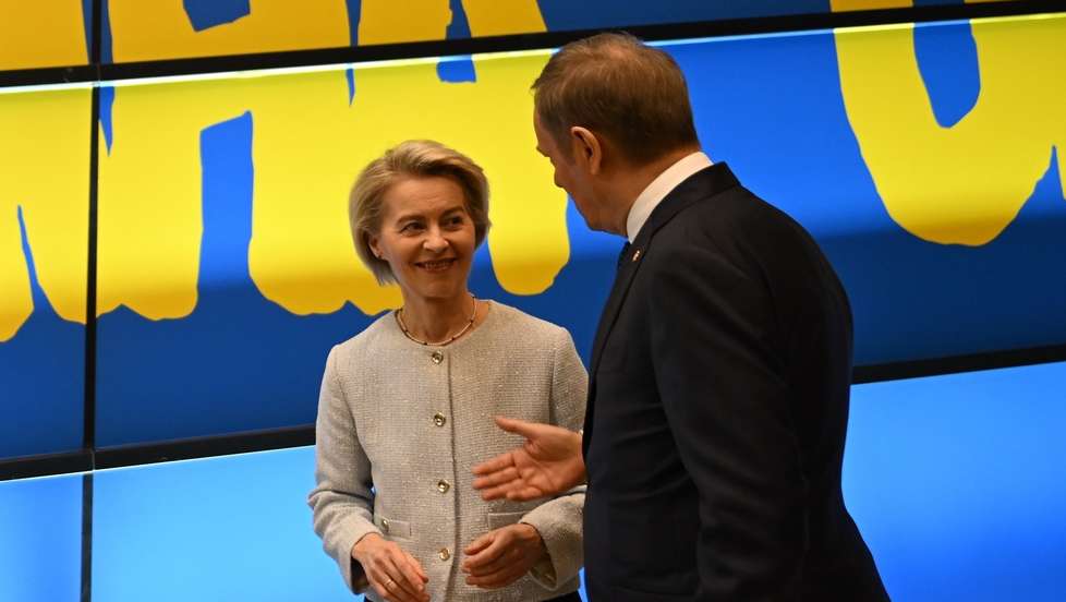 epa11880844 Polish Prime Minister Donald Tusk (R) and European Commission President Ursula von der Leyen (L), after the conclusion of their joint press conference after a meeting with  EU's College of Commissioners at the european solidarnosc centre in Gdansk, northen Poland, 07 February 2025. The talks focused on Polandâ€™s priorities for the presidency of the EU Council under the slogan 'Security, Europe!'.  EPA/ADAM WARZAWA POLAND OUT