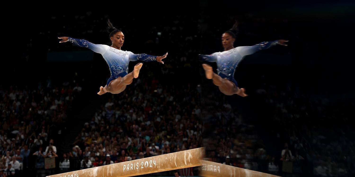 Simone Biles sai de Paris com três medalhas de ouro por equipas, no all-around e no cavalo mais uma prata no solo