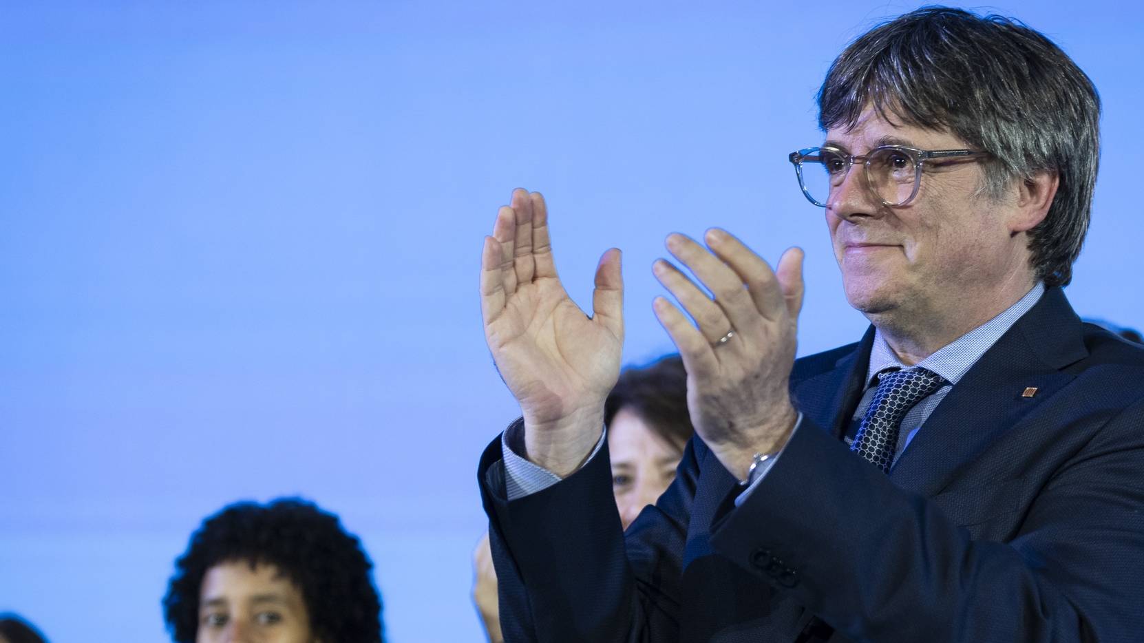 epa11336193 Catalonian JxCat party candidate Carles Puigdemont delivers a press conference during the Catalonia regional election, in Argeles-sur-Mer, France, 12 May 2024. Catalonia holds regional elections on 12 May in which Catalans are called to elect the 15th Parliament of the autonomous community of Catalonia.  EPA/David Borrat