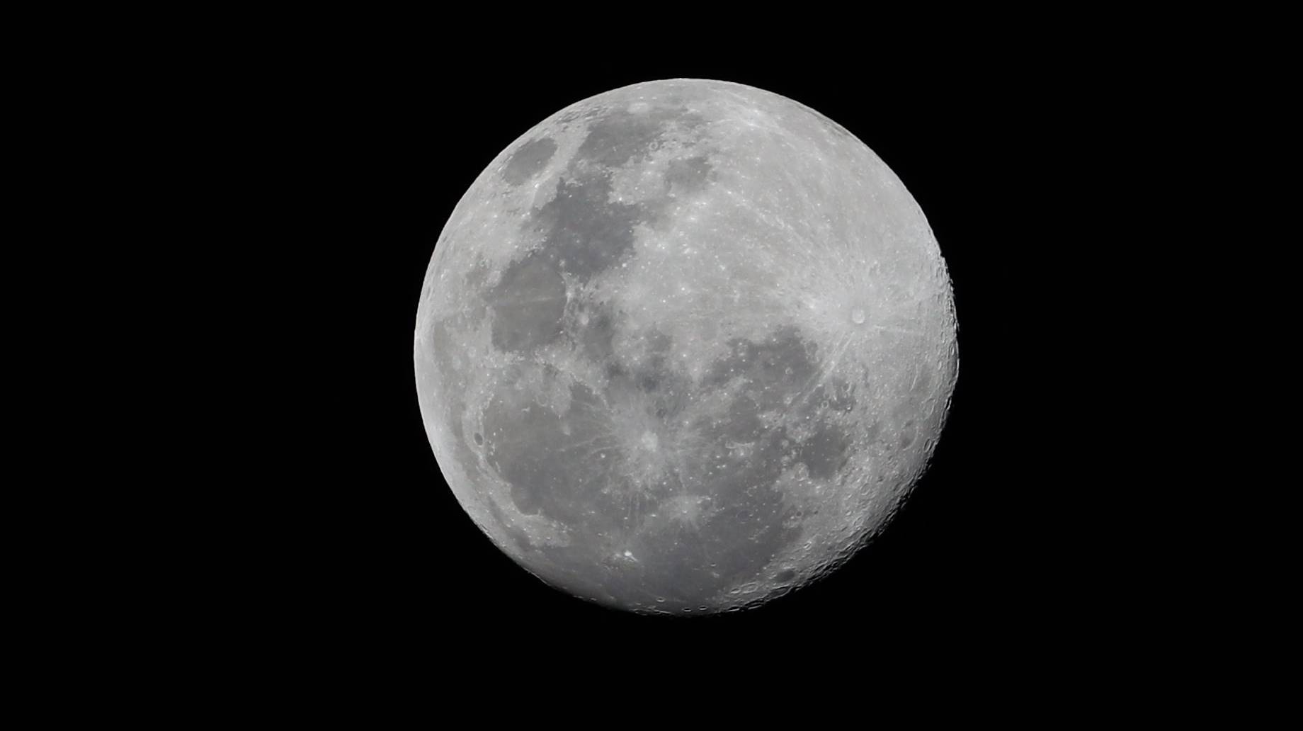 Vem aí a “Lua do Lobo”. Primeira lua cheia do ano acontece esta quinta ...