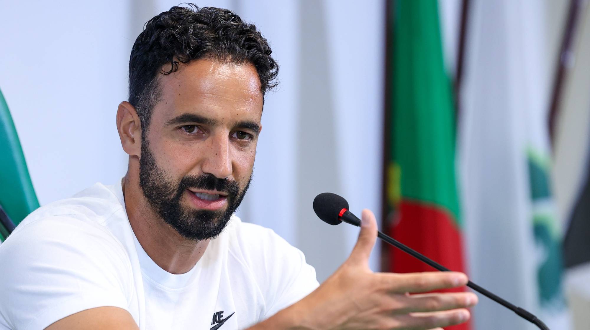 epa11519938 Sporting Lisbon coach Ruben Amorim attends a press conference at the Alvalade stadium in Lisbon, Portugal, 02 August 2024. Sporting will face FC Porto in the Candido de Oliveira Super Cup on 03 August  EPA/MANUEL DE ALMEIDA