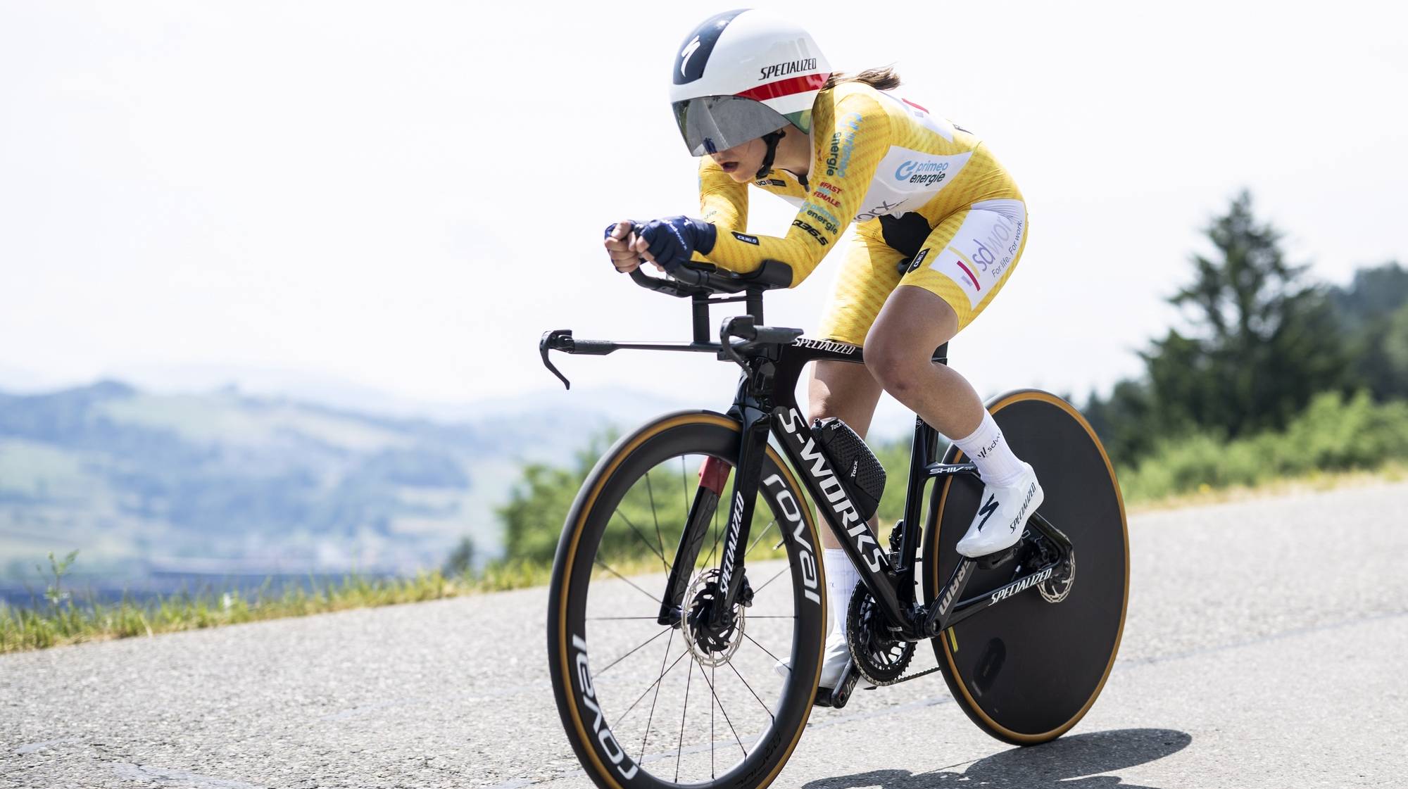 epa10698099 Kata Blanka Vas of Hungary from Team SD Worx in action during the second stage, a 25,7km time trial from St. Gallen to Abtwil, at the 3rd Tour de Suisse UCI WorldTour cycling women&#039;s race, Switzerland, 18 June 2023.  EPA/GIAN EHRENZELLER