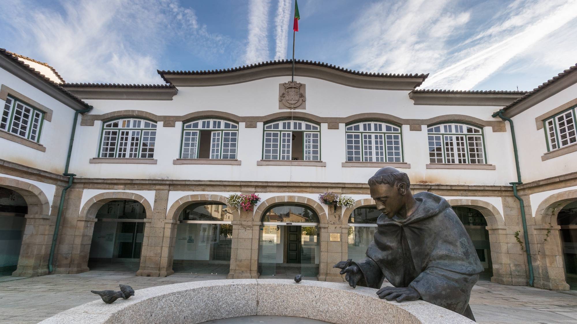 Edifício da Câmara Municipal de Mogadouro, 26 de setembro 2017. PEDRO SARMENTO COSTA/LUSA