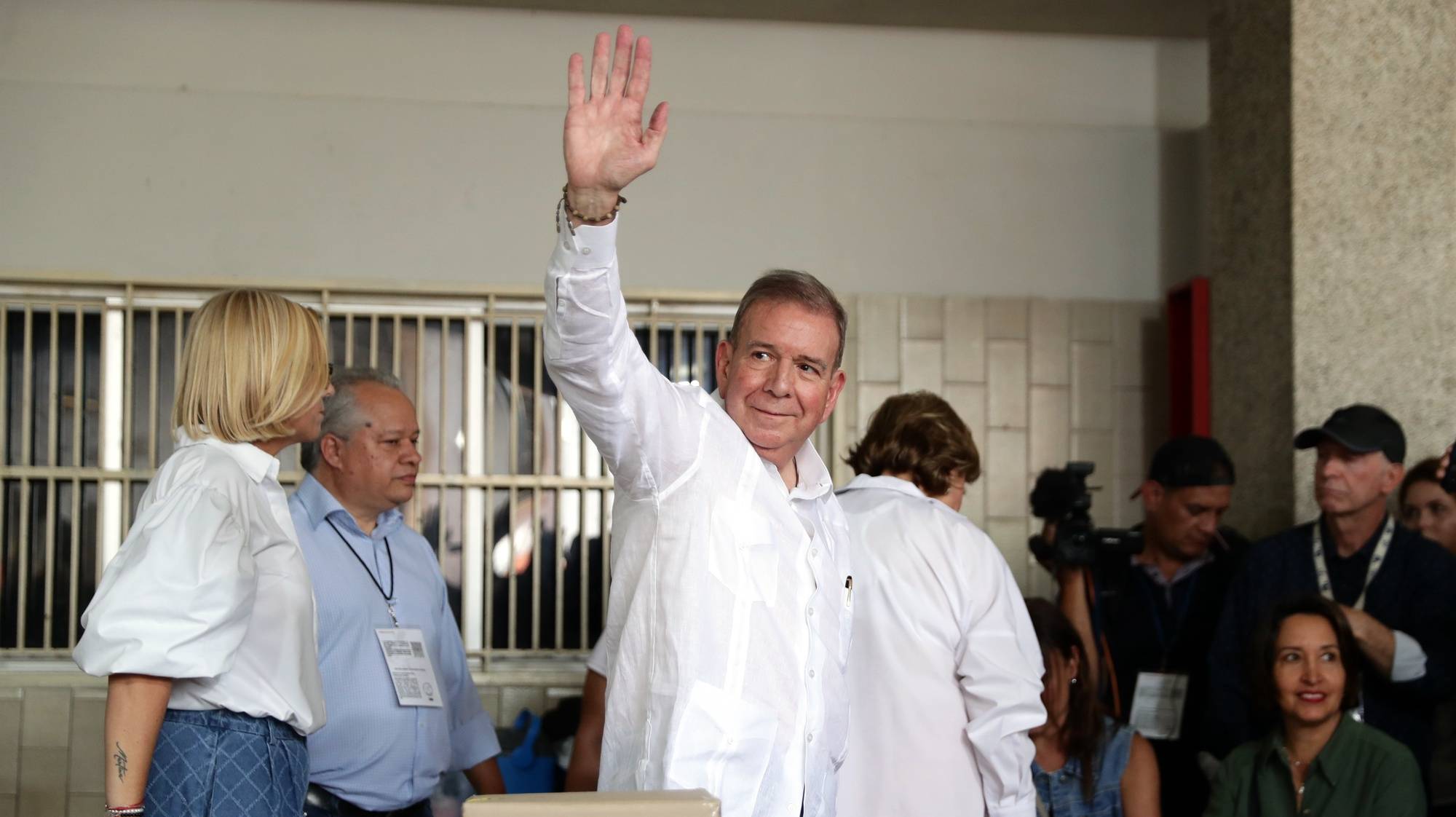 epaselect epa11503974 Venezuelan presidential candidate Edmundo Gonzalez Urrutia reacts after voting at a polling station in Caracas, Venezuela, 28 July 2024.  EPA/Ronald Pena