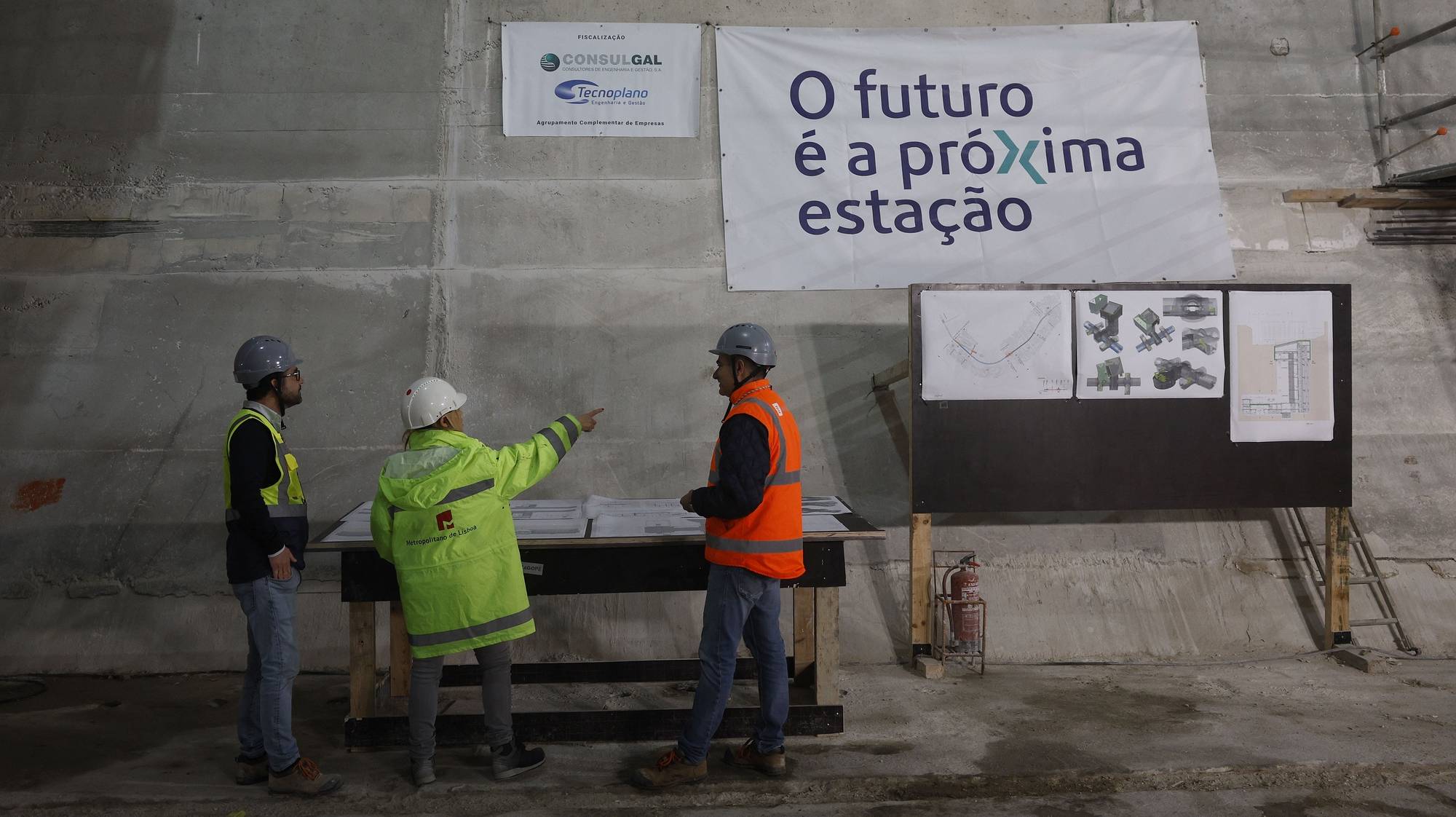 Visita às obras de construção da futura estação Estrela da Linha Circular do Metropolitano de Lisboa, de prolongamento das linhas Amarela e Verde Rato/Cais do Sodré), em Lisboa, 02 de janeiro de 2024. ANTÓNIO PEDRO SANTOS/LUSA