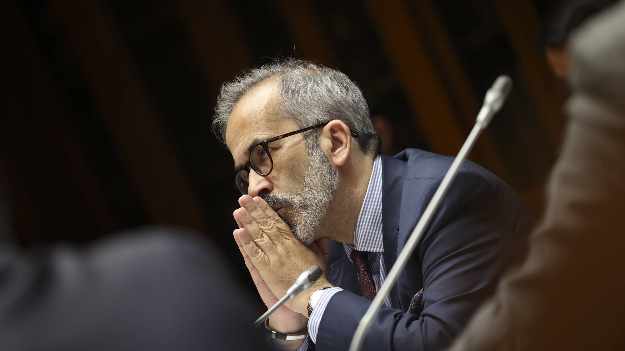 O ministro de Estado e dos Negócios Estrangeiros, Paulo Rangel, durante a sua audição na Comissão de Negócios Estrangeiros e Comunidades Portuguesas na Assembleia da República, em Lisboa, 18 de junho de 2024.  ANDRÉ KOSTERS/LUSA