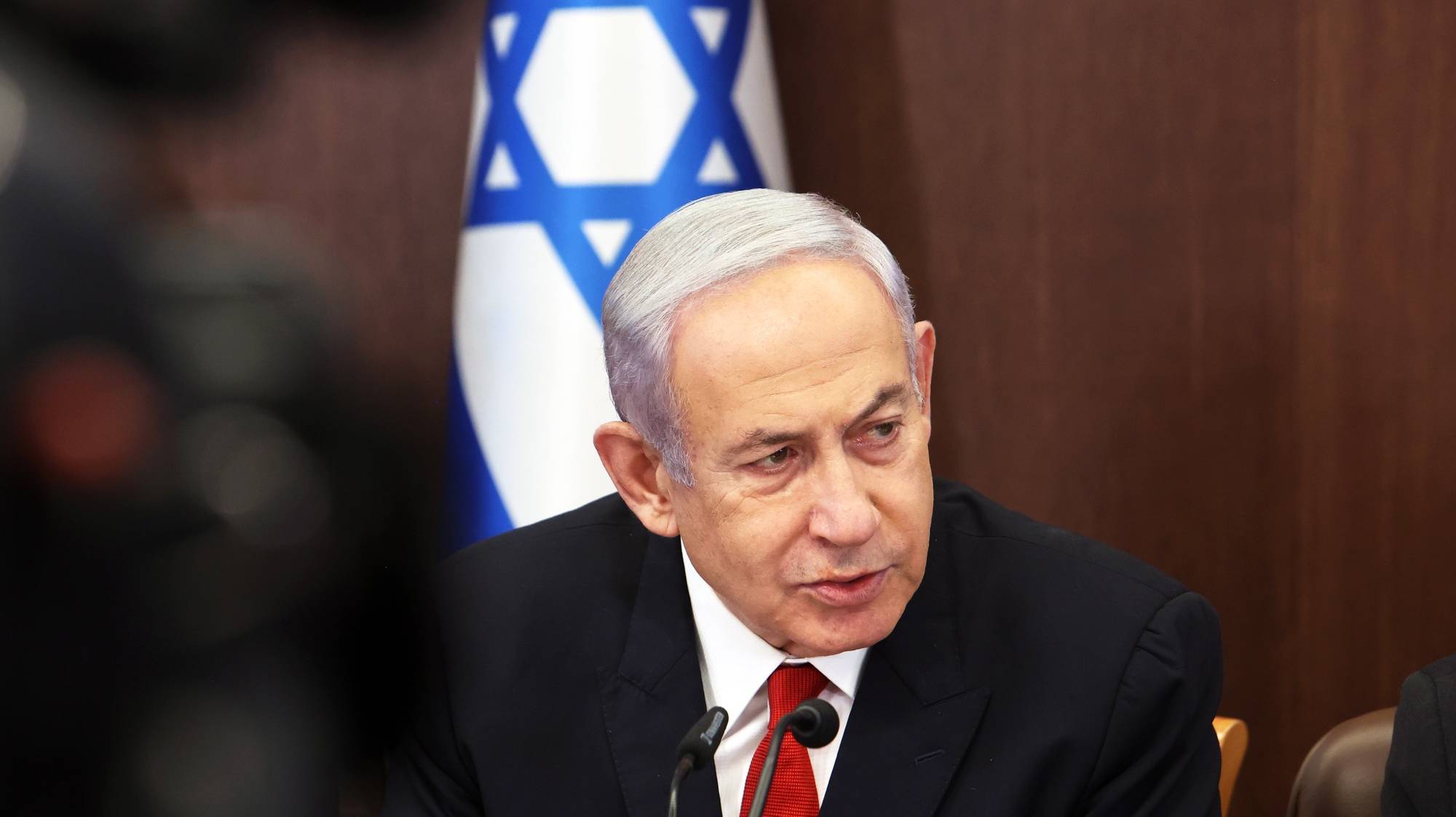 epa10735526 Israel&#039;s Prime Minister Benjamin Netanyahu attends the weekly cabinet meeting in his office in Jerusalem, 09 July 2023.  EPA/GIL COHEN-MAGEN / POOL