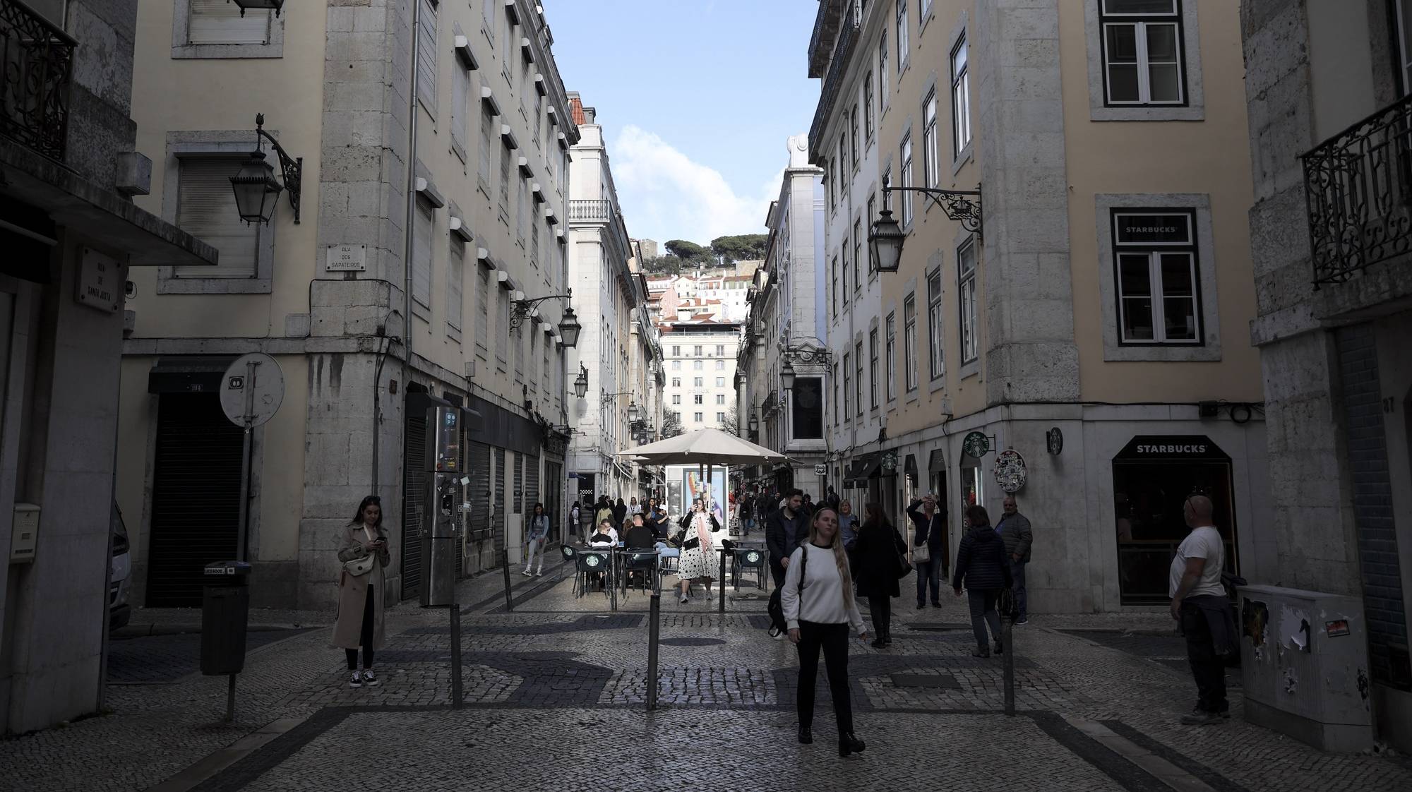 Edifícios em Lisboa, 14 de março de 2024. Turismo. Habitação. CARLOS M. ALMEIDA/LUSA