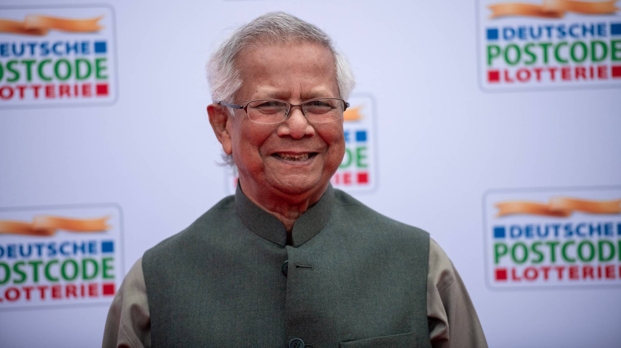 epa10650756 Bangladeshi social entrepreneur Muhammad Yunus attends the German Postcode Lottery Charity Gala 2023 in Duesseldorf, Germany, 23 May 2023. German Postcode Lottery was founded in 2016 and is collecting money for charity purposes.  EPA/FABIAN STRAUCH