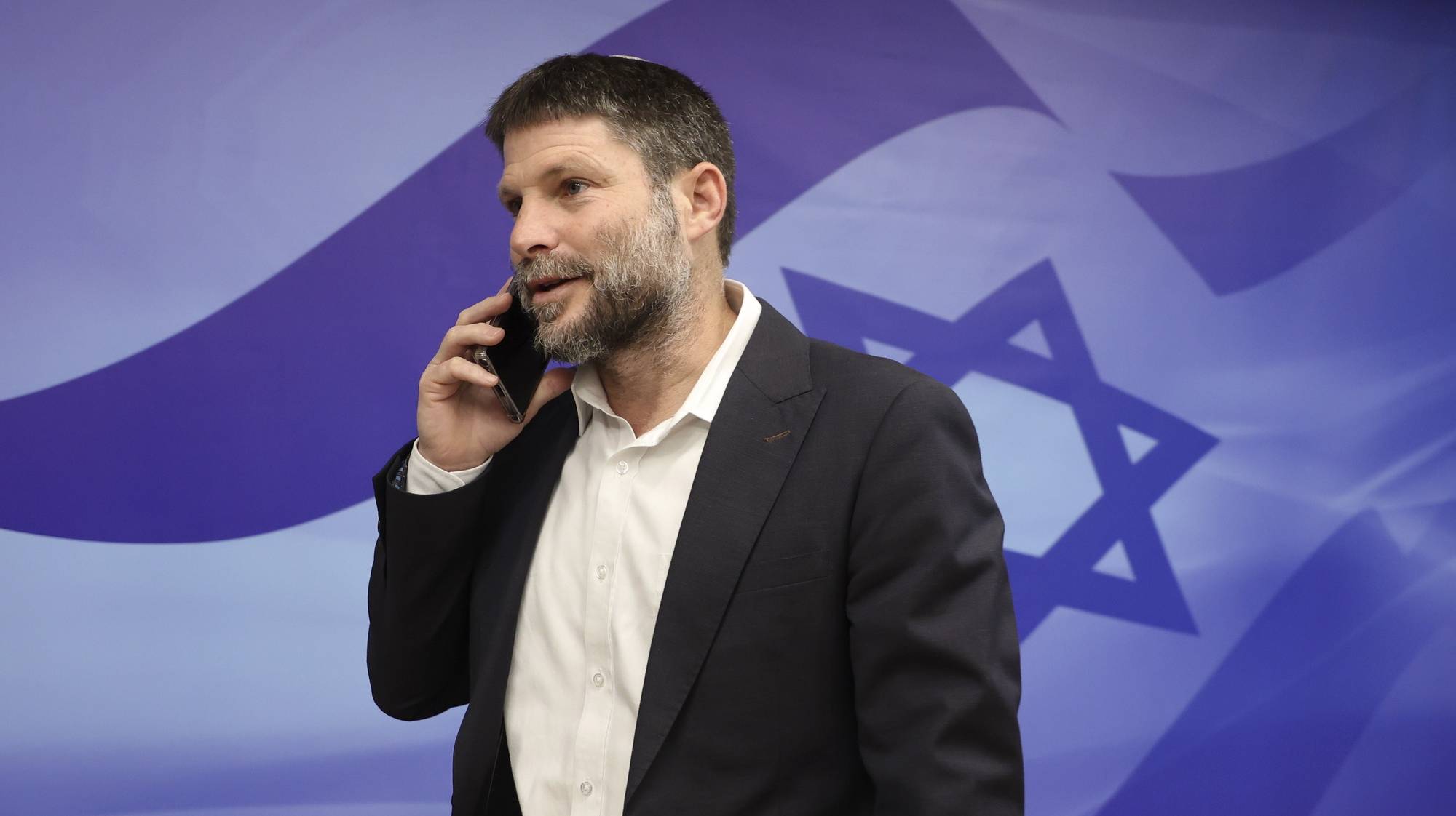 epa10504350 Israeli Minister of Finance and leader of the Religious Zionist Party, Bezalel Smotrich, arrives to attend the weekly cabinet meeting at the prime minister&#039;s office in Jerusalem, 05 March 2023.  EPA/GIL COHEN-MAGEN / POOL