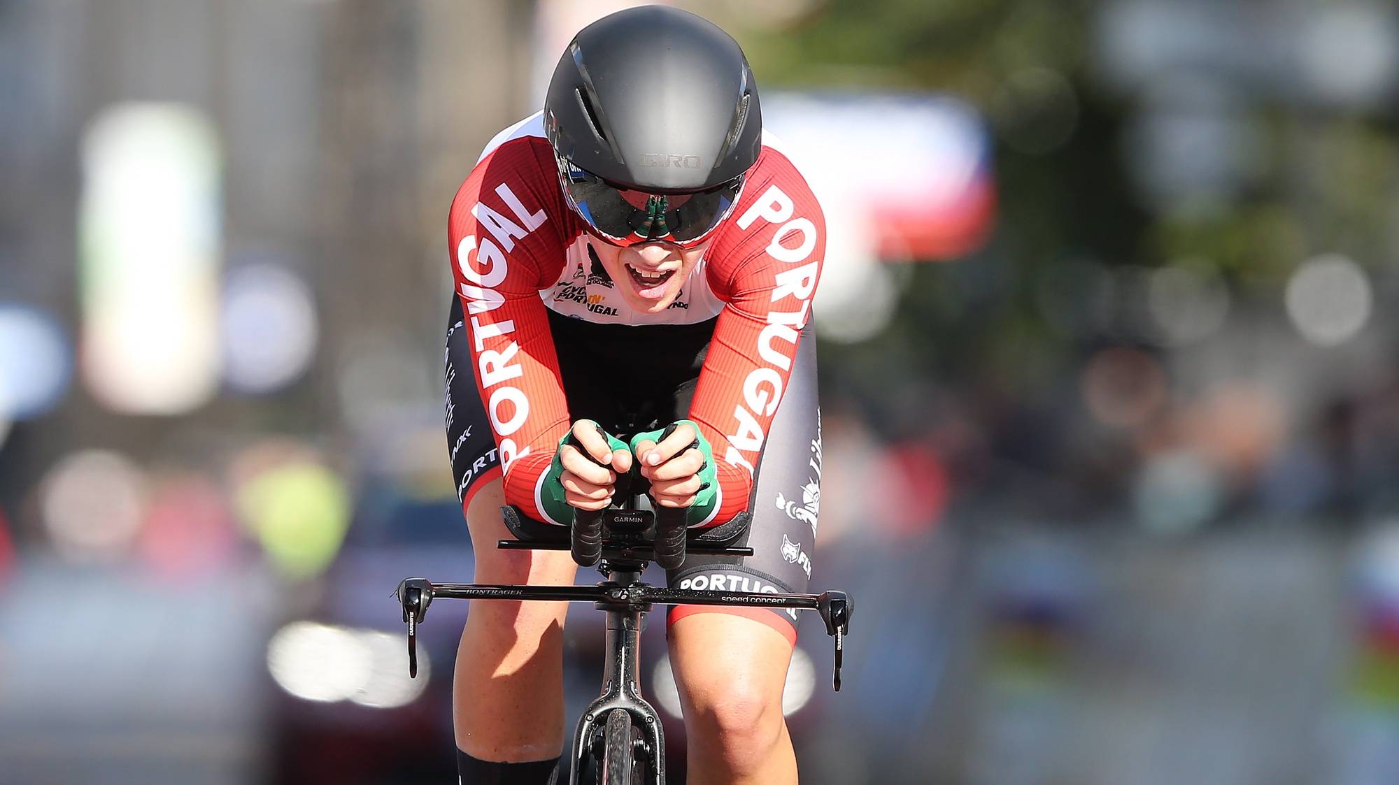 epa07863816 Daniela Campos of Portugal competes in the Junior Women&#039;s Time Trial during the UCI World Championships in Harrogate, Britain, 23 September 2019.  EPA/NIGEL RODDIS