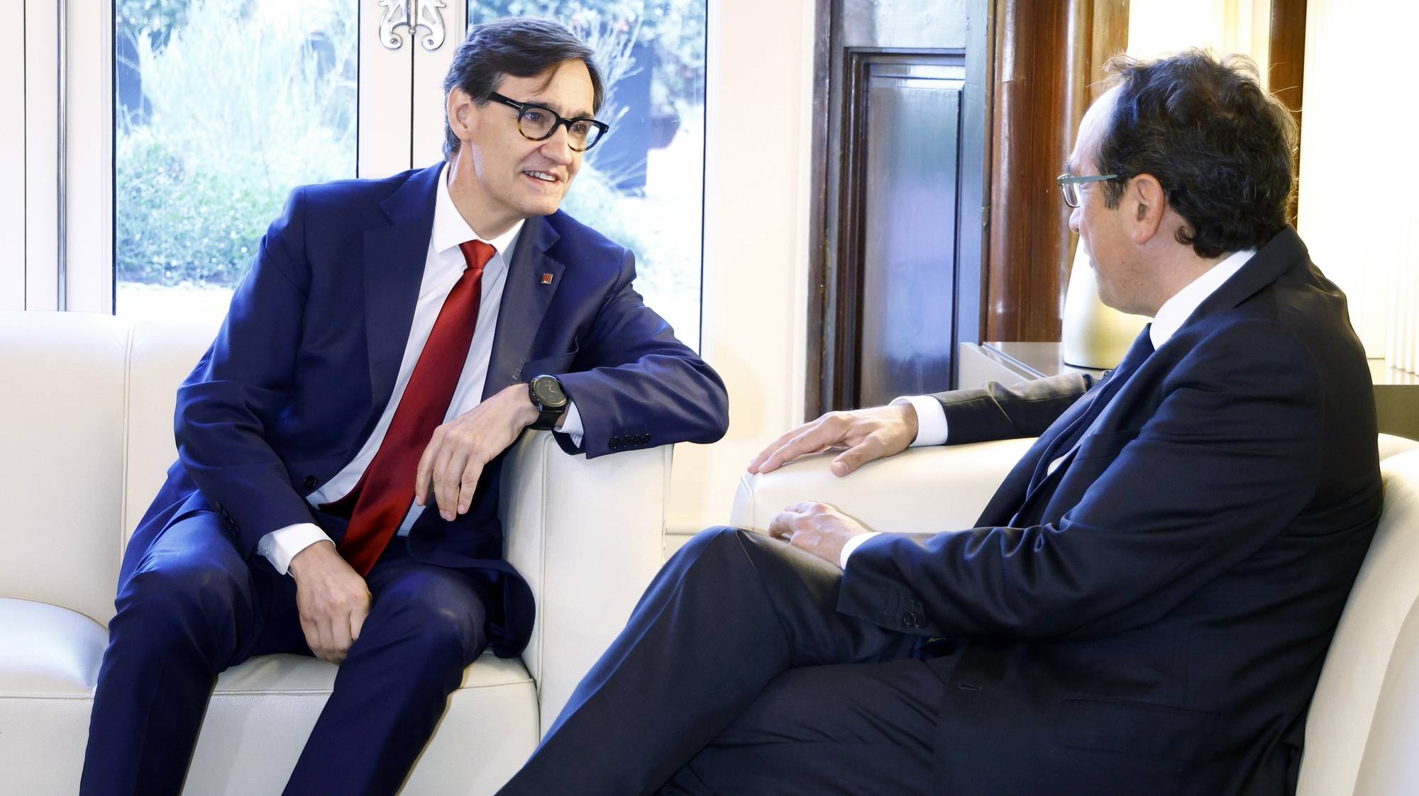 epa11529873 Catalan Parliament&#039;s speaker Josep Rull (R) meets with Catalonia&#039;s socialist party (PSC) candidate to the presidency of Catalonia Salvador Illa during consultations to discuss his possible investiture, in Barcelona, Spain, 06 August 2024. Illa is expected to be sworn in as president of the Catalan government after securing support from ERC, the Comuns and ERC Youth parties, adding an absolute majority of 68 votes in Parliament.  EPA/QUIQUE GARCIA