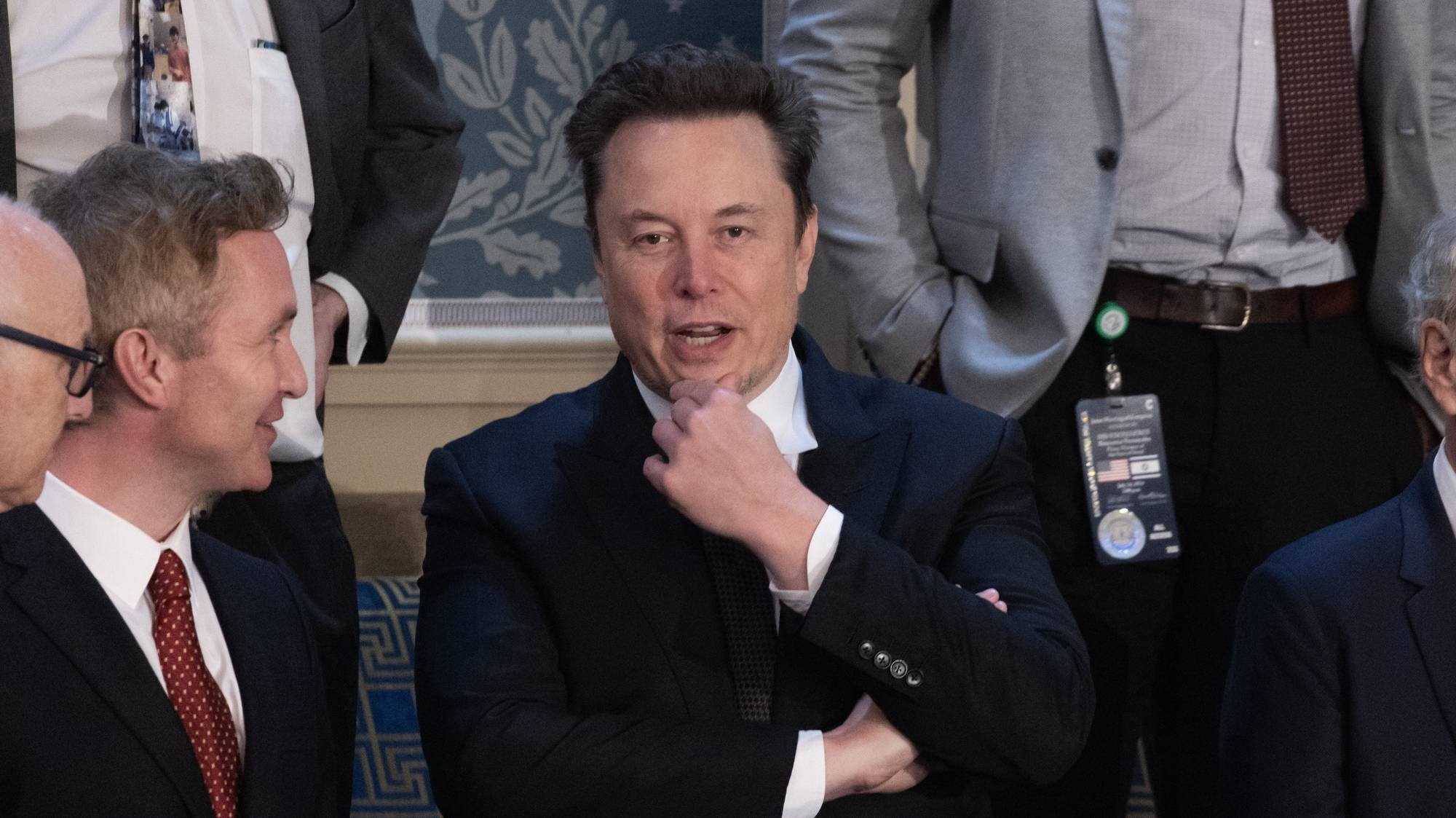 epa11494799 Businessperson Elon Musk (C) attends Prime Minister of Israel Benjamin Netanyahu&#039;s address to a joint meeting of Congress in the chamber of the US House of Representatives on Capitol Hill in Washington, DC, USA, 24 July 2024. Netanyahu&#039;s address to a joint meeting of the US Congress comes amid a close 2024 US presidential election cycle. Thousands of pro-Palestinian protesters were expected to gather near the US Capitol when Netanyahu becomes the first leader to address the US Congress four times.  EPA/MICHAEL REYNOLDS