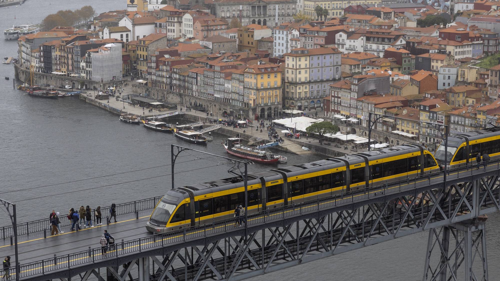 Câmara do Porto só permitirá novas obras do metro se resolvidos atuais constrangimentos