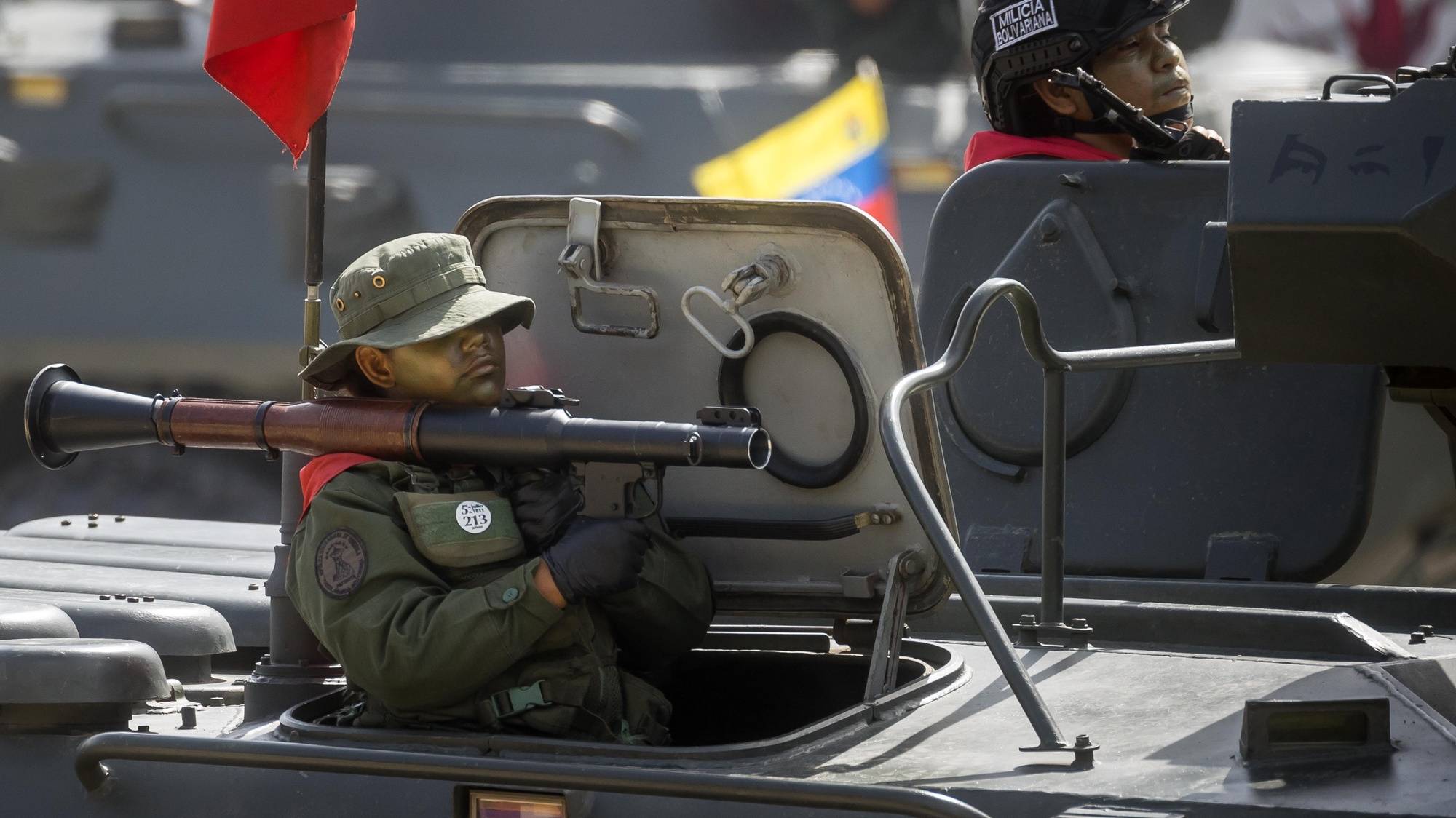 epa11461293 Military personnel participate in a civic-military commemoration parade for Independence Day in Venezuela, in Caracas, Venezuela, 05 July 2024. On 05 July 1811, Congress declared the independence of the provinces of Venezuela, so this date is celebrated as its national day, according to the country&#039;s National Assembly.  EPA/MIGUEL GUTIERREZ