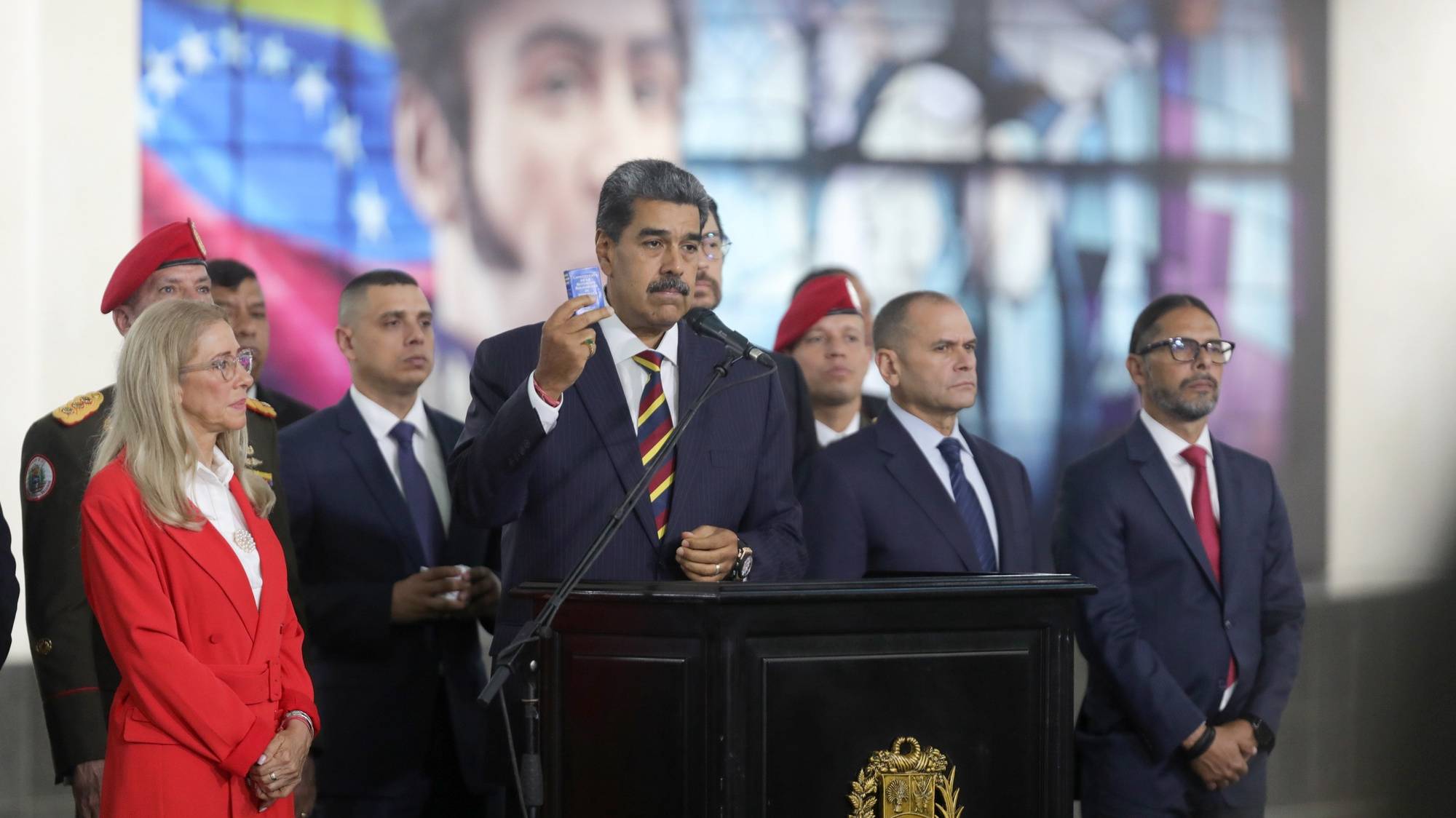 epa11540962 A handout photo made available by Prensa Miraflores of Venezuelan President Nicolas Maduro (C) speaking during a press conference at the Supreme Court of Justice in Caracas, Venezuela, 09 August 2024. Maduro considered the absence of the main opposition candidate, Edmundo GonzÃ¡lez Urrutia, in the judicial review process of the July 28 elections whose official result declared a victory for chavismo to be &#039;scandalous.&#039; The review is being conducted by the Supreme Court of Justice (TSJ) at the request of the president.  EPA/Prensa Miraflores HANDOUT ONLY AVAILABLE TO ILLUSTRATE THE ACCOMPANYING NEWS (MANDATORY CREDIT)HANDOUT EDITORIAL USE ONLY/NO SALES