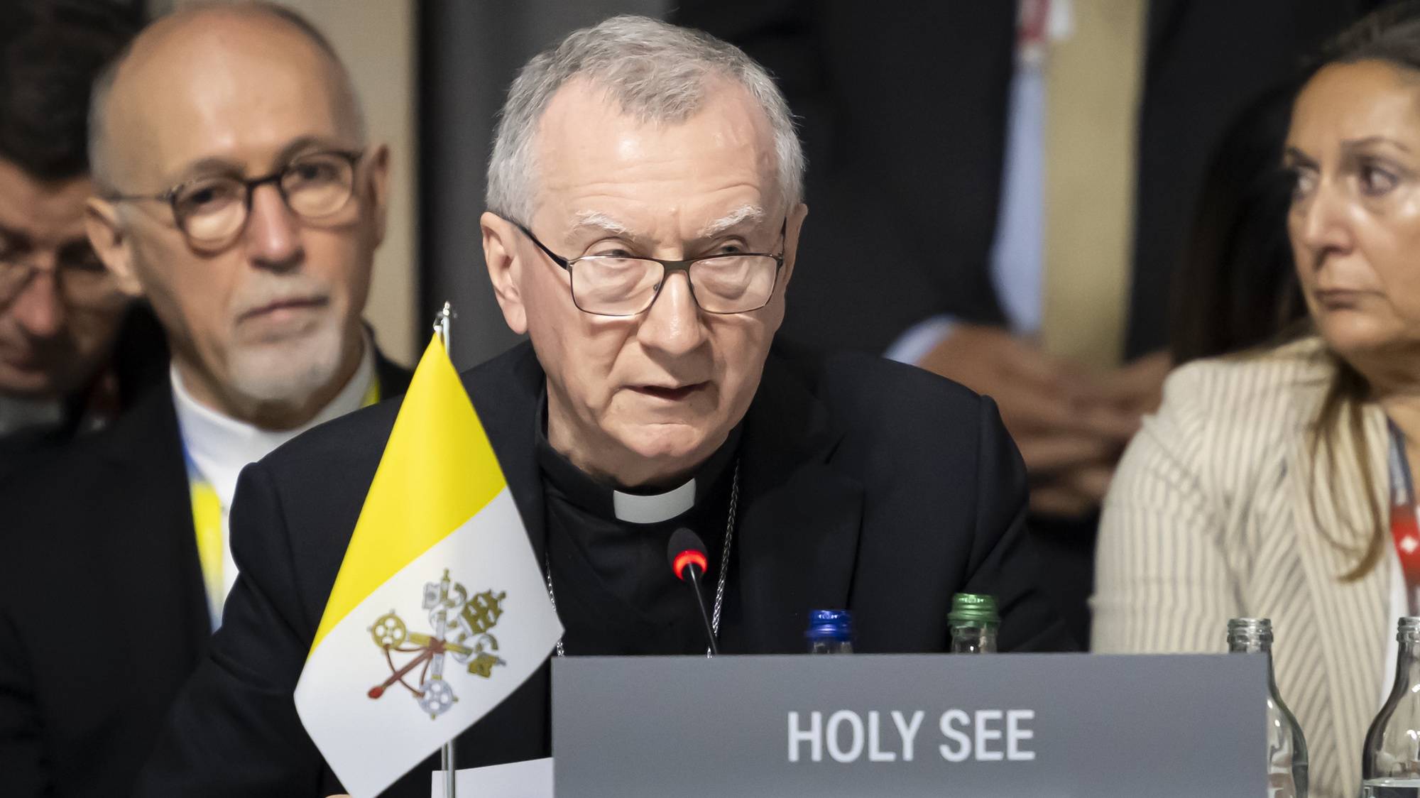 epa11414956 Secretary of State of the Holy See, Cardinal Pietro Parolin attends the plenary session during the Summit on peace in Ukraine in Stansstad near Lucerne, Switzerland, 16 June 2024. International heads of state gather on 15 and 16 June at the Buergenstock Resort in central Switzerland for the two-day Summit on Peace in Ukraine.  EPA/ALESSANDRO DELLA VALLE / POOL EDITORIAL USE ONLY