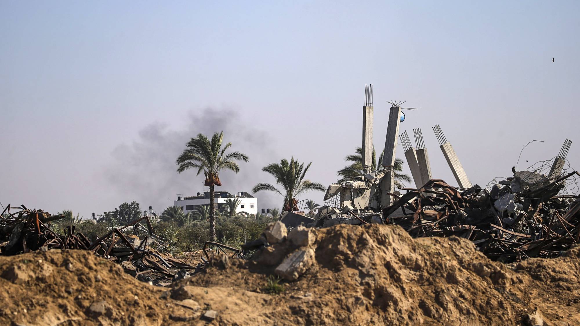 Hamas calls for resistance after Israeli attack kills five