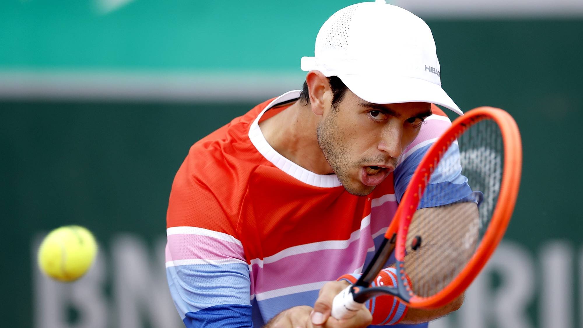 epa11375535 Nuno Borges of Portugal hits a backhand during his Men&#039;s Singles 1st round match against Tomas Machac of the Czech Republic at the French Open Grand Slam tennis tournament at Roland Garros in Paris, France, 28 May 2024.  EPA/YOAN VALAT