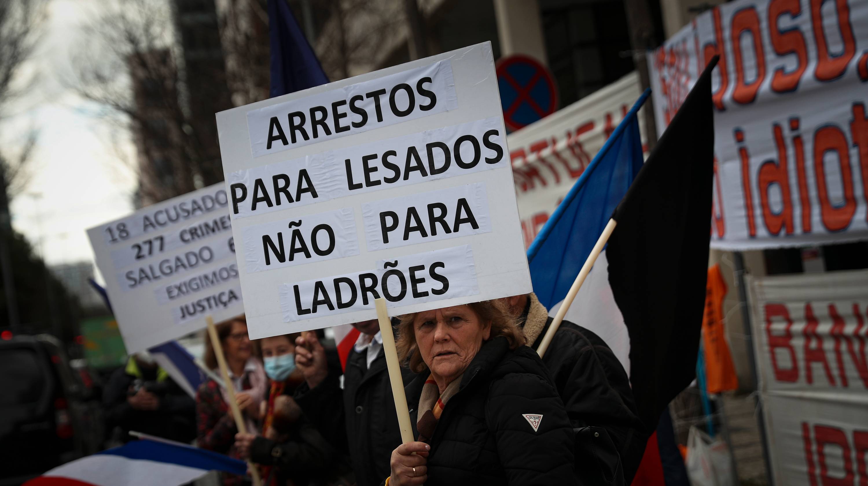 Leitura do acórdão do processo de Ricardo Salgado no âmbito da Operação Marquês, no Campus de Justiça. No exterior decorreu um protesto dos lesados do BES/Novo Banco. Lisboa, 07 de Março de 2022 FILIPE AMORIM/OBSERVADOR