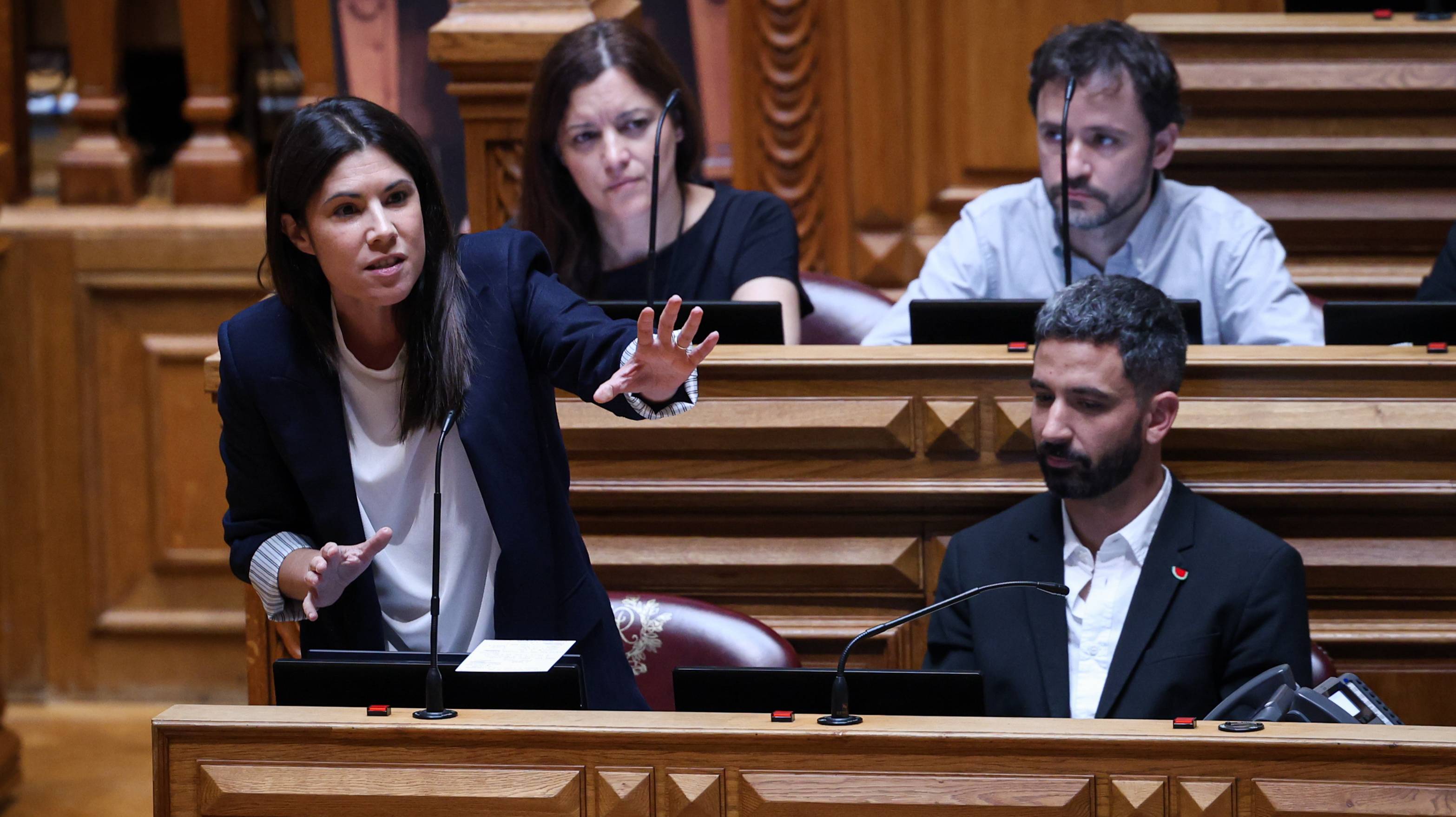 BE questiona Governo sobre suposta reunião entre Ministério da Saúde português e israelita