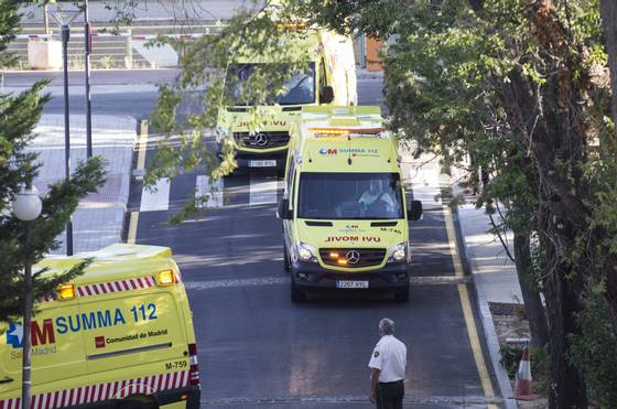 Ambulances carrying Roman Catholic priest Miguel Pajares, who contracted the deadly Ebola virus, and Spanish nun Juliana Bonoha Bohe arrive at the Carlos III hospital in Madrid on August 7, 2014. An elderly Spanish missionary infected with the deadly Ebola virus in Liberia landed in Madrid today, the first patient in the fast-spreading outbreak to be evacuated to Europe for treatment.  AFP PHOTO / OSCAR DEL POZO        (Photo credit should read OSCAR DEL POZO/AFP/Getty Images)