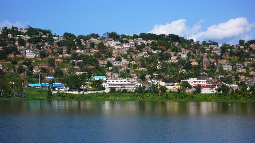Tanzania, Mwanza, residential building on Lake Victoria shoreline