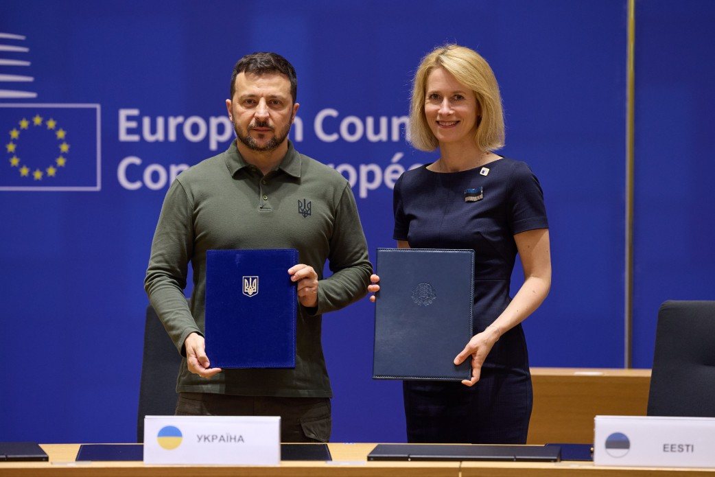 Zelensky e Kaja Kallas assinam um acordo de cooperação em Bruxelas
