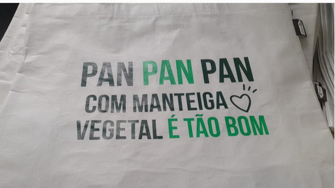 Propaganda do PAN com frase &quot;PAN, PAN, PAN com manteiga vegetal é tão bom&quot;
