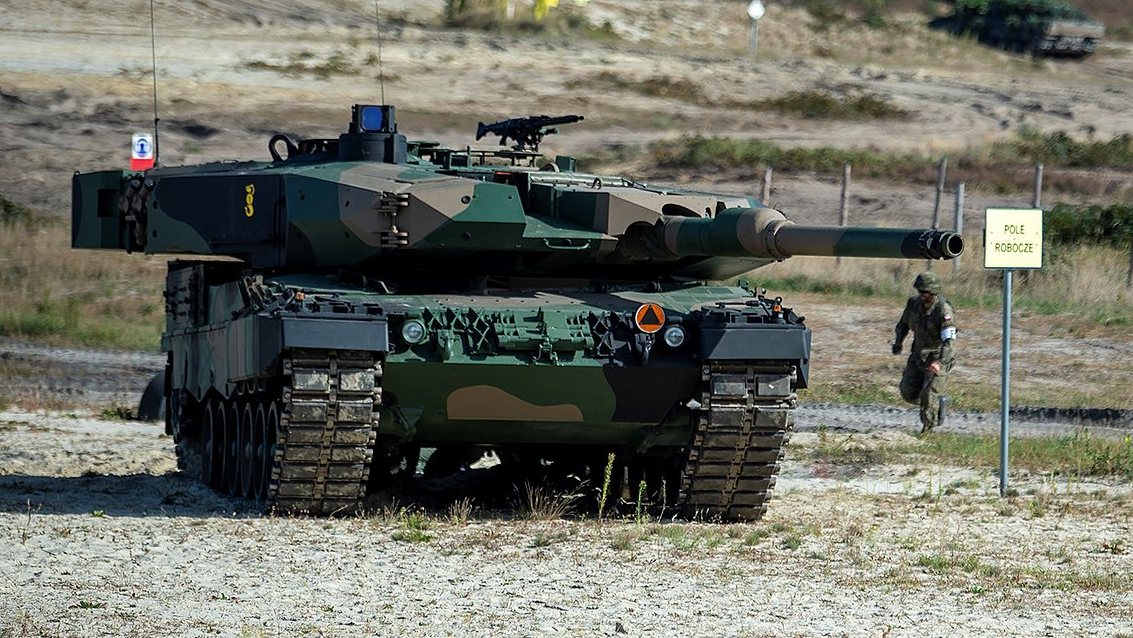 Portugal disponibilizou por sua vez três tanques Leopard 2A6