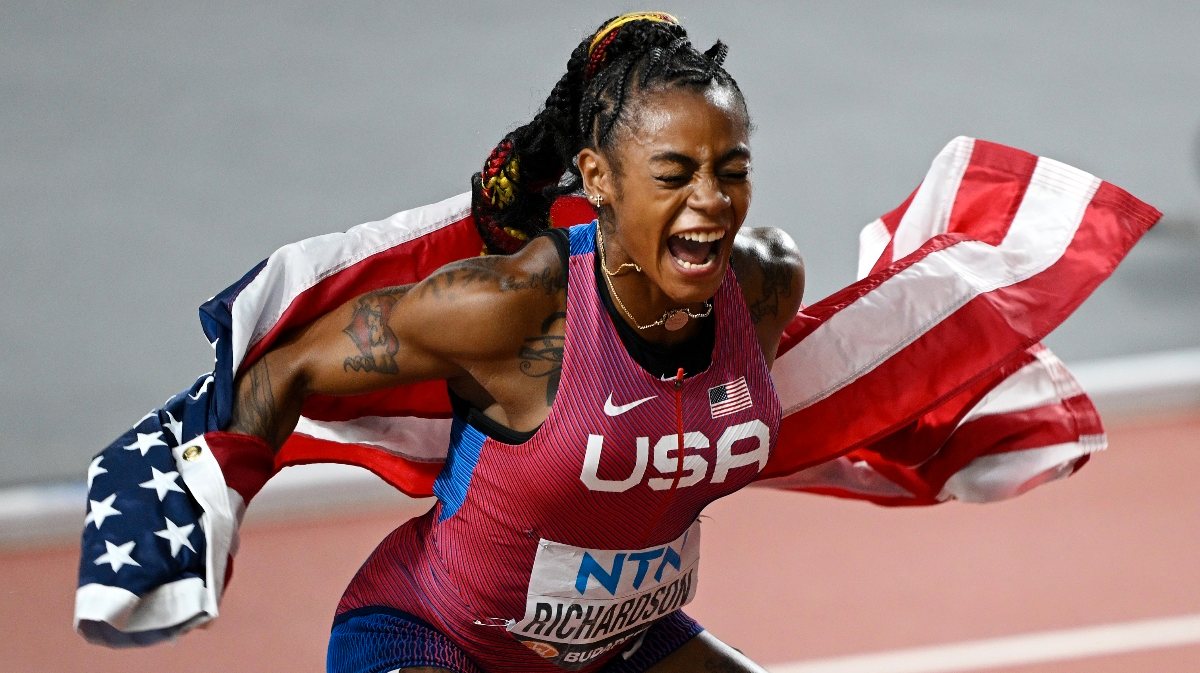 Sha’Carri Richardson ficou a olhar incrédula para a marca conseguida (recorde dos Mundiais) até explodir para a festa da vitória na final dos 100 metros