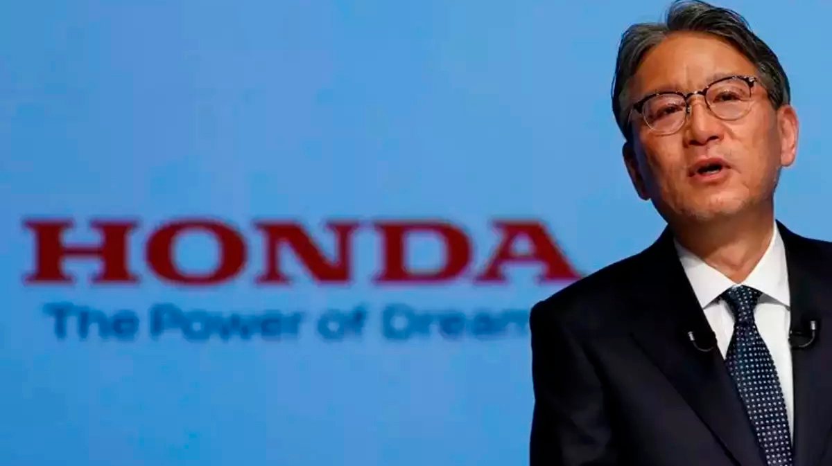 O novo responsável máximo da Honda está apostado em recuperar o tempo perdido pela Honda na electrificação