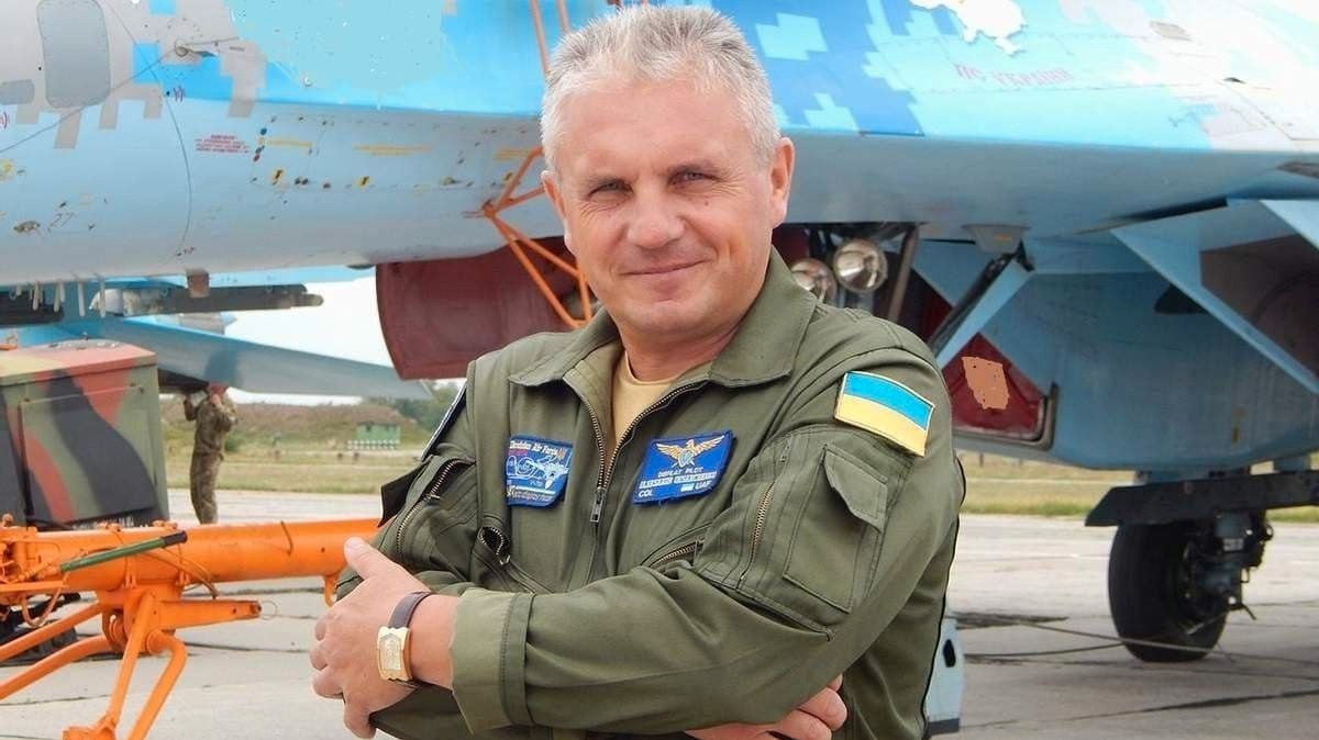 O piloto Oleksandr Oksanchenko numa imagem publicada pelas Forças Armadas ucranianas no Twitter
