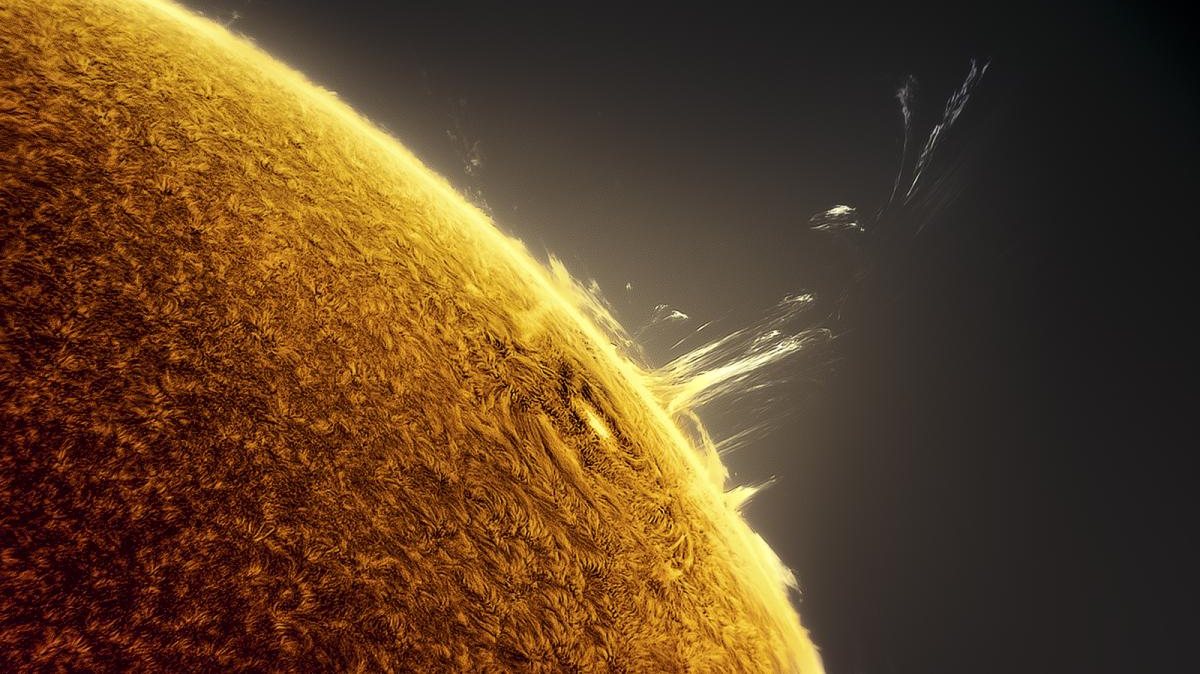 &quot;Solar Flare&quot;, Miguel Claro Astronomy Photographer of the Year