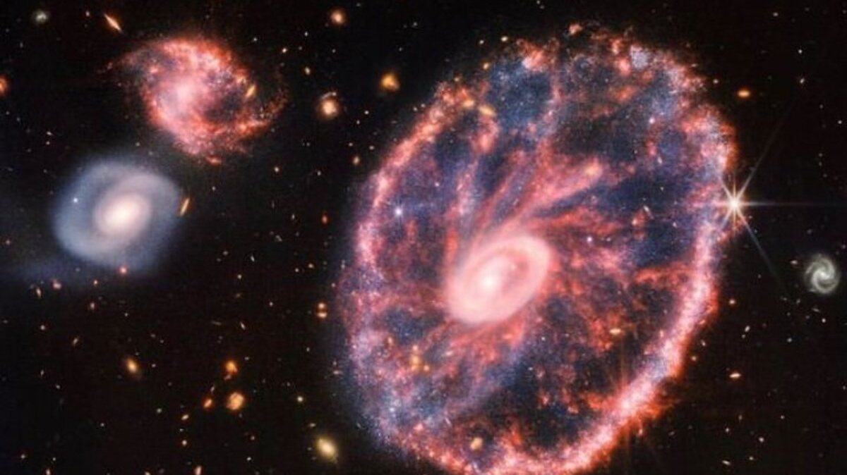 James Webb galáxia Cartwheel