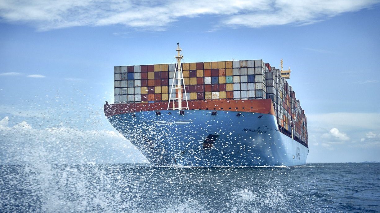 O transporte marítimo de contentores com carga destinada às fábricas da Volvo na Europa e nos EUA, bem como para expedir peças sobressalentes, passa a ser assegurado com combustíveis provenientes de fontes renováveis