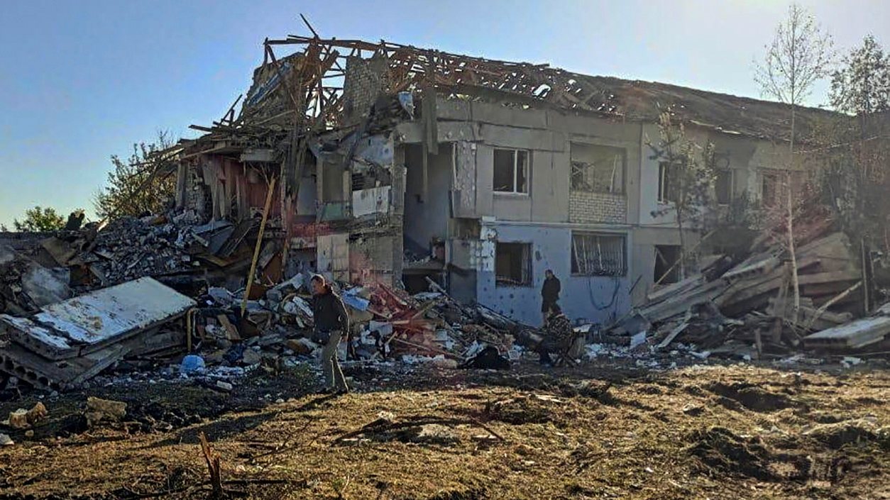 epa10672009 A handout photo made available by the Governor of Dnipropetrovsk Oblast Serhiy Lysak shows the aftermath of a rocket hit in the Dnipro area, central Ukraine, 04 June 2023, amid the Russian invasion. According to the State Emergency Service (SES) of Ukraine, a 2-years old girl died and 22 people were injured, including 5 children, as a result of a Russian rocket attack in the Dnipro area on the evening of 03 June.  EPA/DNIPROPETROVSK REGIONAL STATE ADMINISTRATION / HANDOUT  HANDOUT EDITORIAL USE ONLY/NO SALES